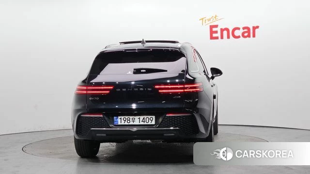 Genesis GV70 id 3896822 из Кореи 14