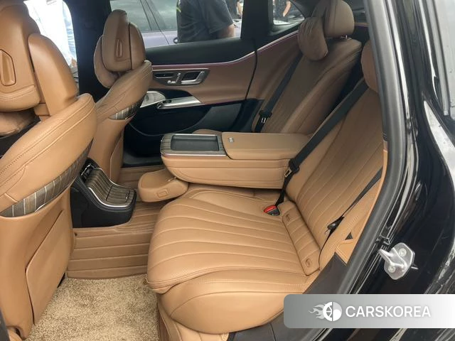 Mercedes-Benz E-class 2025 Черный из Китая, фото 4