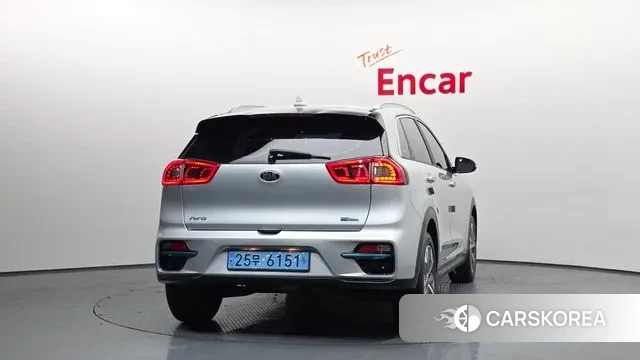 Kia Niro EV id 3463757 из Кореи 14