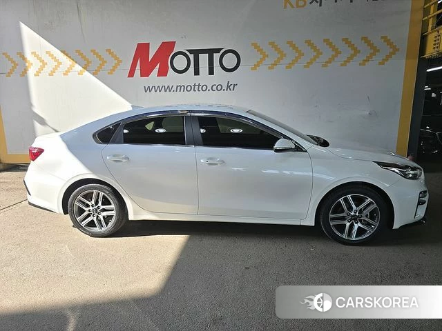 Kia Come New K3 id 3942649 из Кореи 14