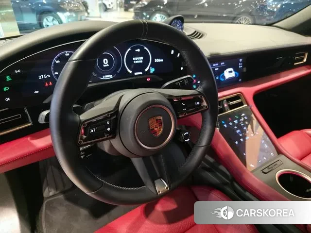 Porsche Taycan id 3591580 из Кореи 14