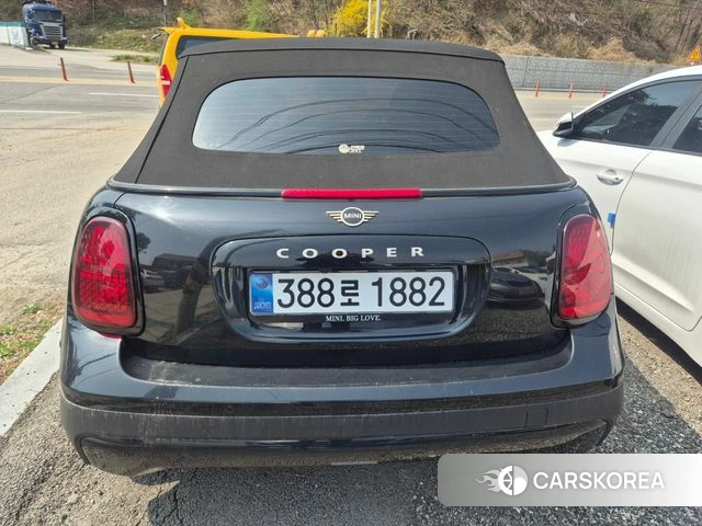 Mini Cooper C Convertible 4th Generation 2025 Черный из Кореи, фото 6