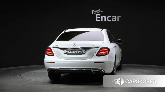 Mercedes-Benz E-Class W213 id 4574136 из Кореи 14