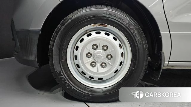 Hyundai The New Grand Starex id 4638318 из Кореи 28