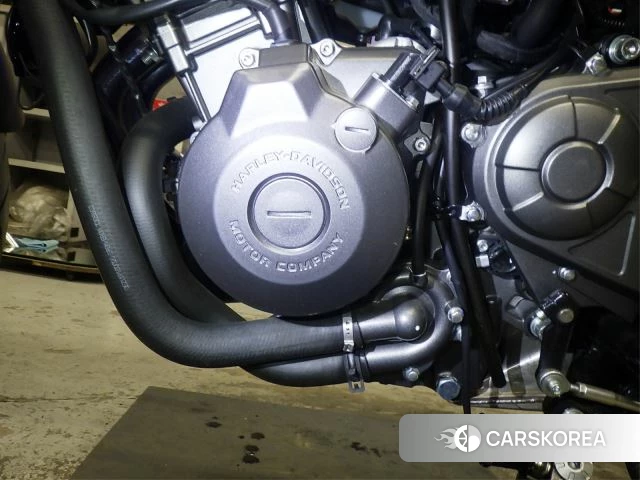 Engine photo