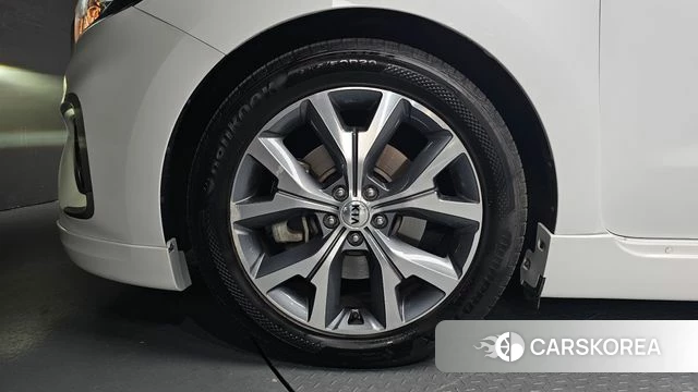 Kia The New Carnival id 4642467 из Кореи 25
