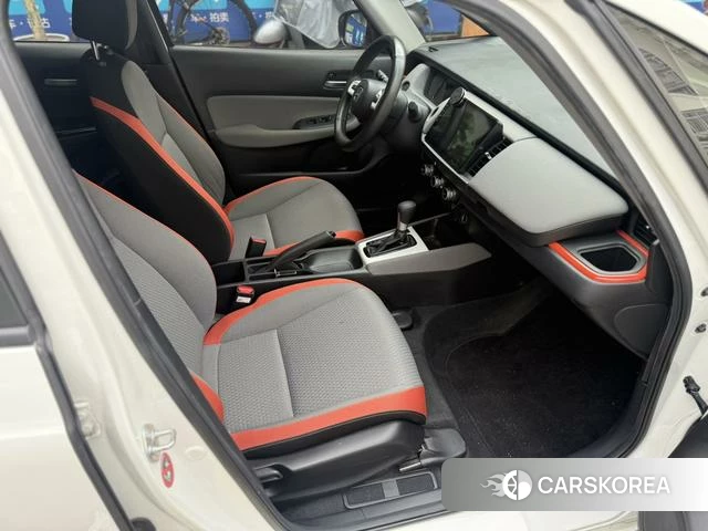 Honda LIFE 2021 Белый из Китая, фото 5
