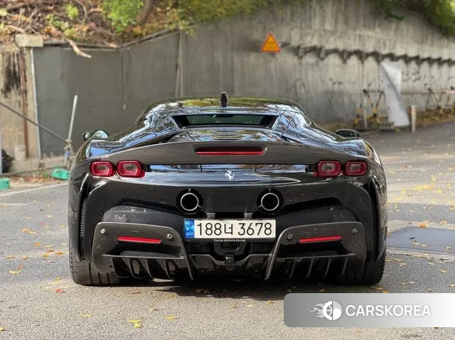 Ferrari SF90 Stradale id 3478549 из Кореи 14