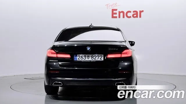 BMW 5 Series (G30) id 2936414 из Кореи 14