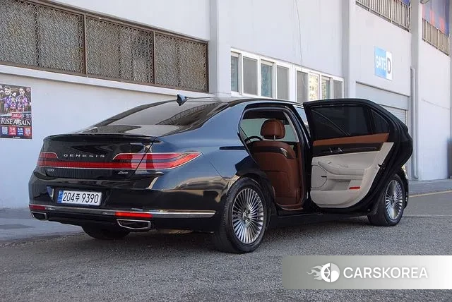 Genesis G90 id 3379560 из Кореи 12