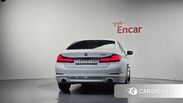BMW 5 Series (G30) id 4907210 из Кореи 29