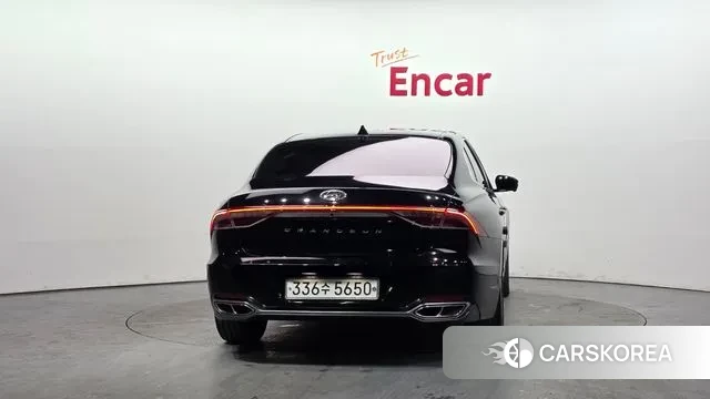 Hyundai The New Grandeur IG Hybrid id 3592967 из Кореи 14