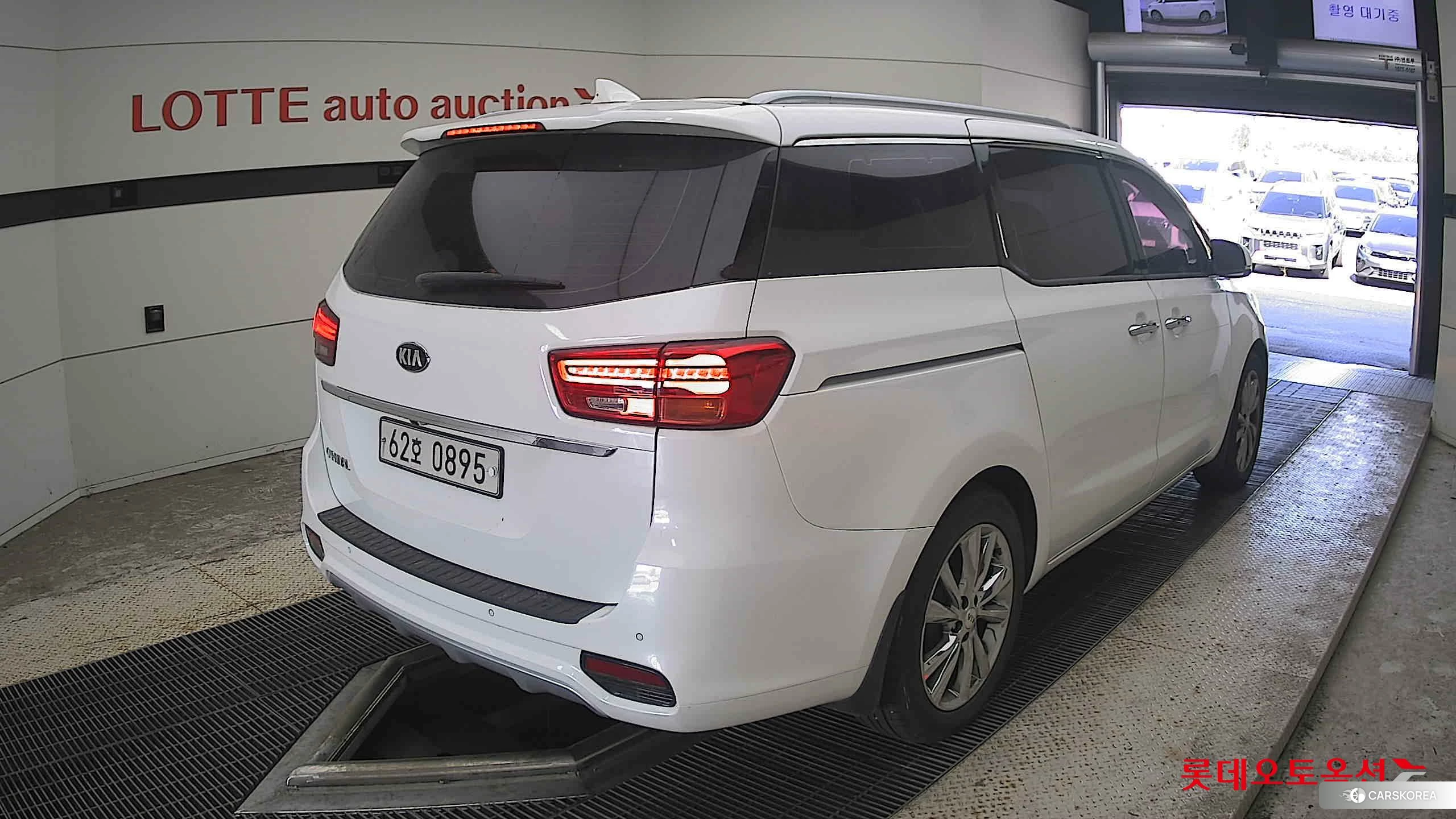 Kia Carnival id 4909152 из Кореи 31