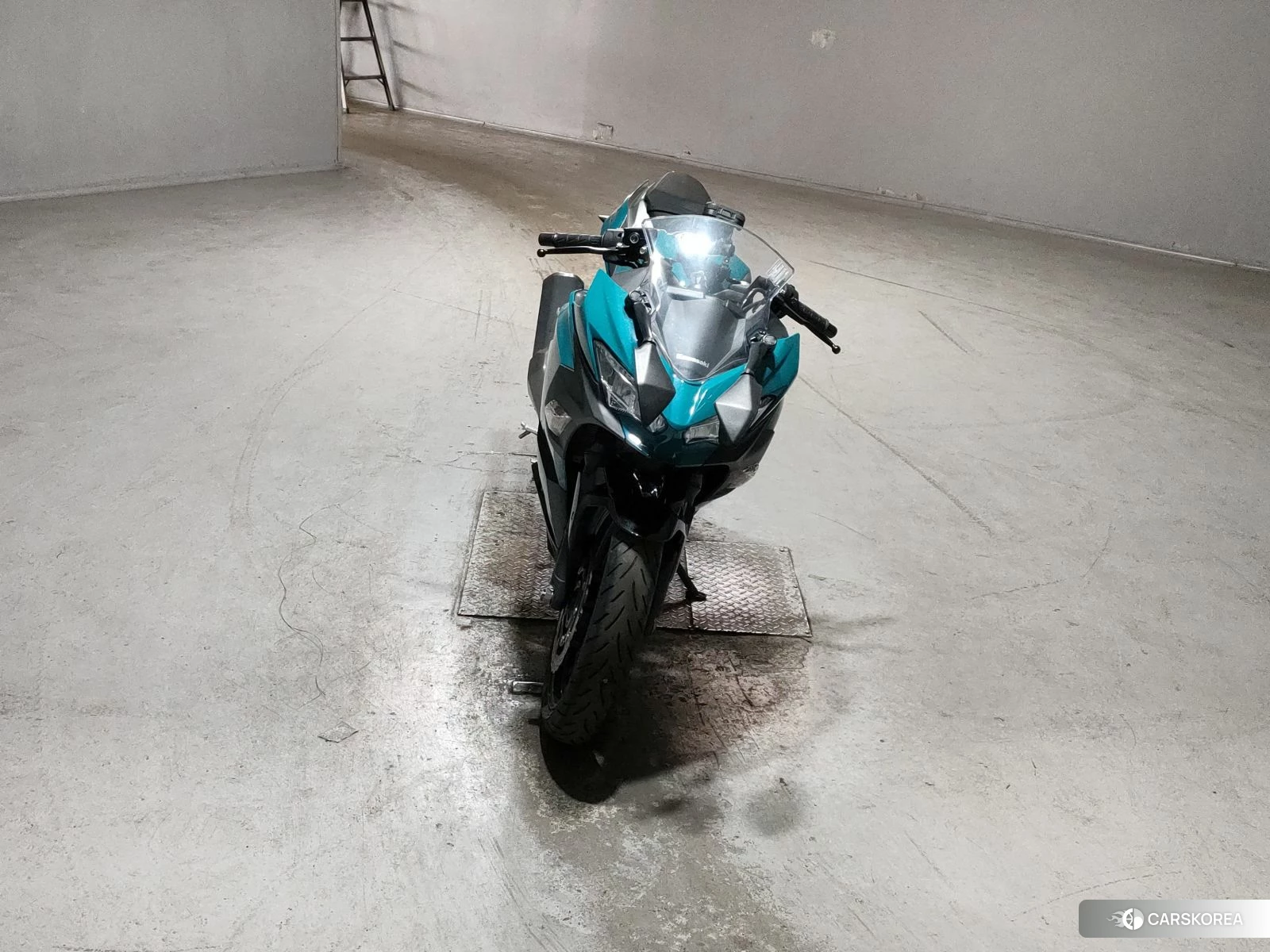 Проданный Kawasaki NINJA 400 id 4192645 из Японии, фото 2