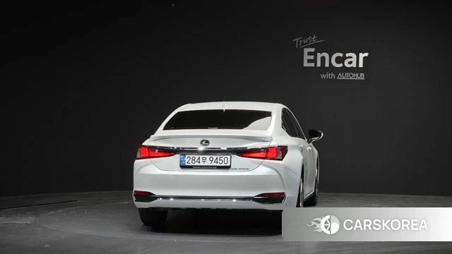 Lexus ES300h 7th generation id 4725055 из Кореи 28