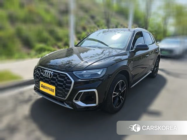 Audi Q5L 2022 Черный из Китая, фото 4