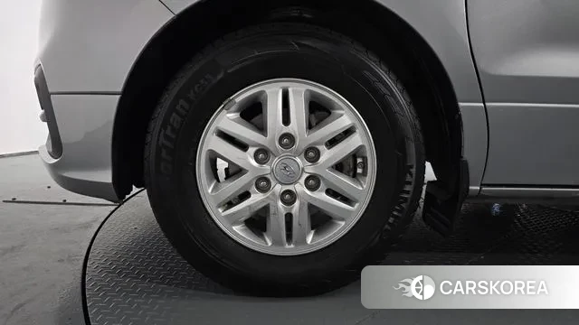 Hyundai The New Grand Starex id 3408238 из Кореи 14