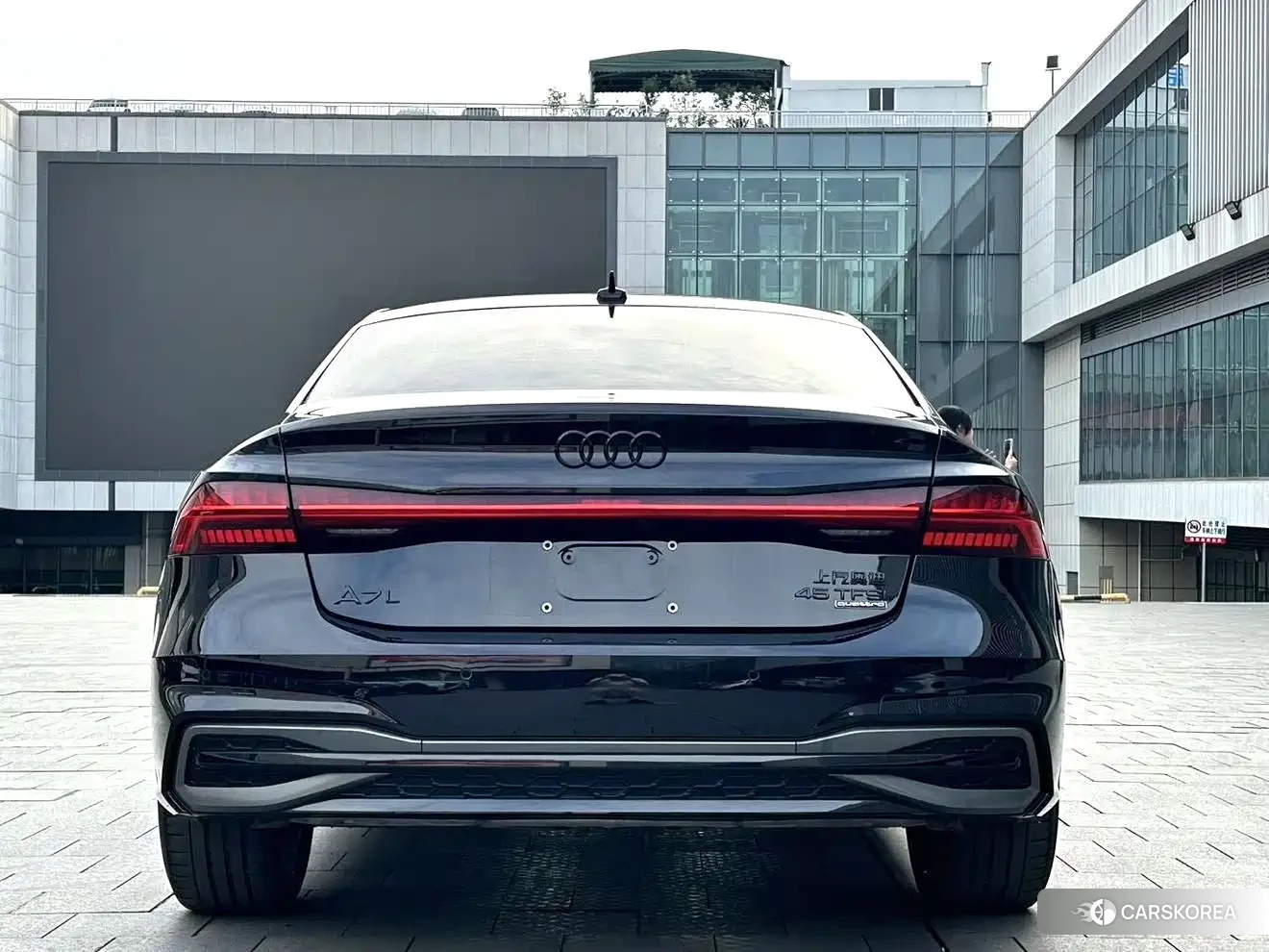 Audi A7L 2025 Черный из Китая, фото 4
