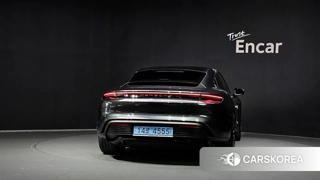 Porsche Taycan id 4862929 из Кореи 32