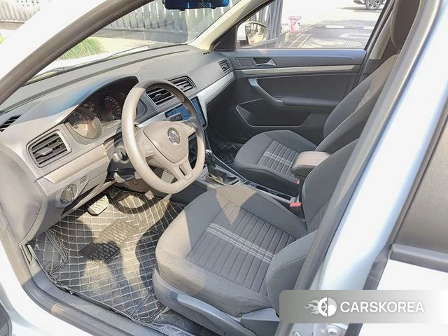Volkswagen Lavida 2022 Белый из Китая, фото 4