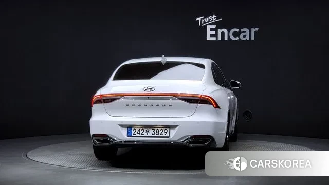 Hyundai The New Grandeur IG id 3011713 из Кореи 14