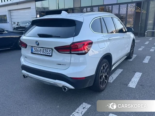 BMW X1 (F48) 2022 Белый из Кореи, фото 4