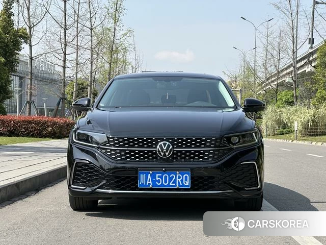 Volkswagen Passat 2021 Черный из Китая, фото 4