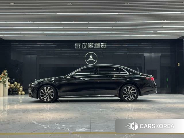 Mercedes-Benz E-class id 4289997 из Китая 10