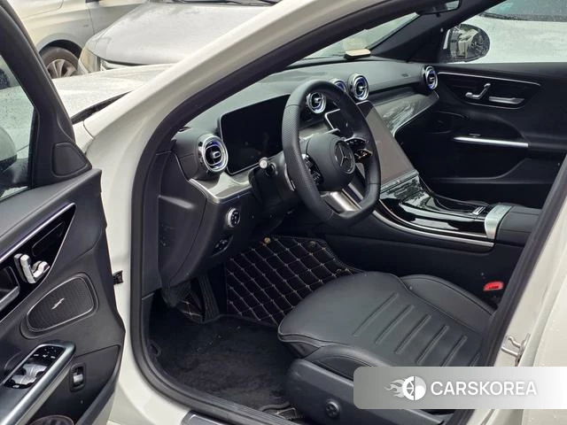Mercedes-Benz Class C 2024 Белый из Китая, фото 4