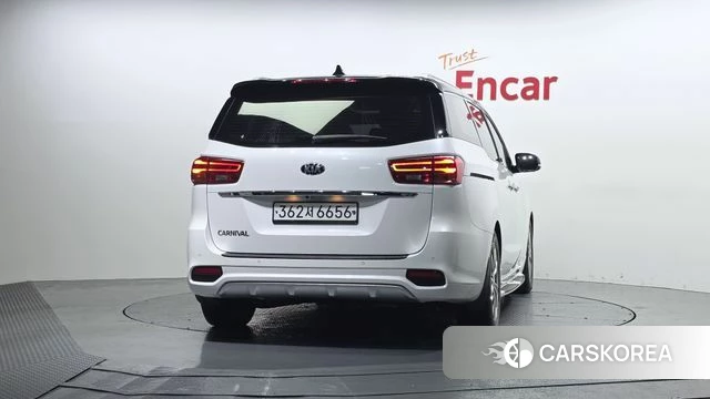 Kia The New Carnival id 3916948 из Кореи 14