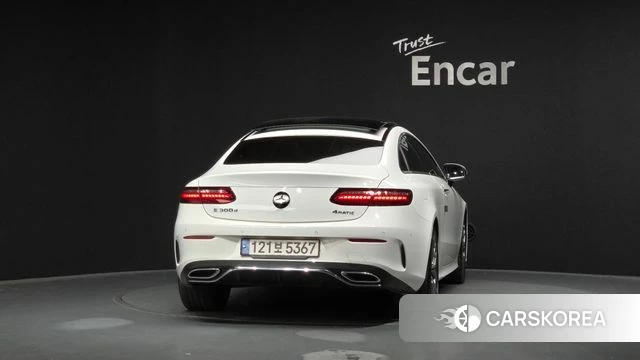 Mercedes-Benz E-Class W213 id 4281892 из Кореи 26
