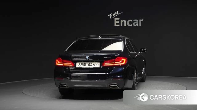 BMW 5 Series (G30) id 4595455 из Кореи 26