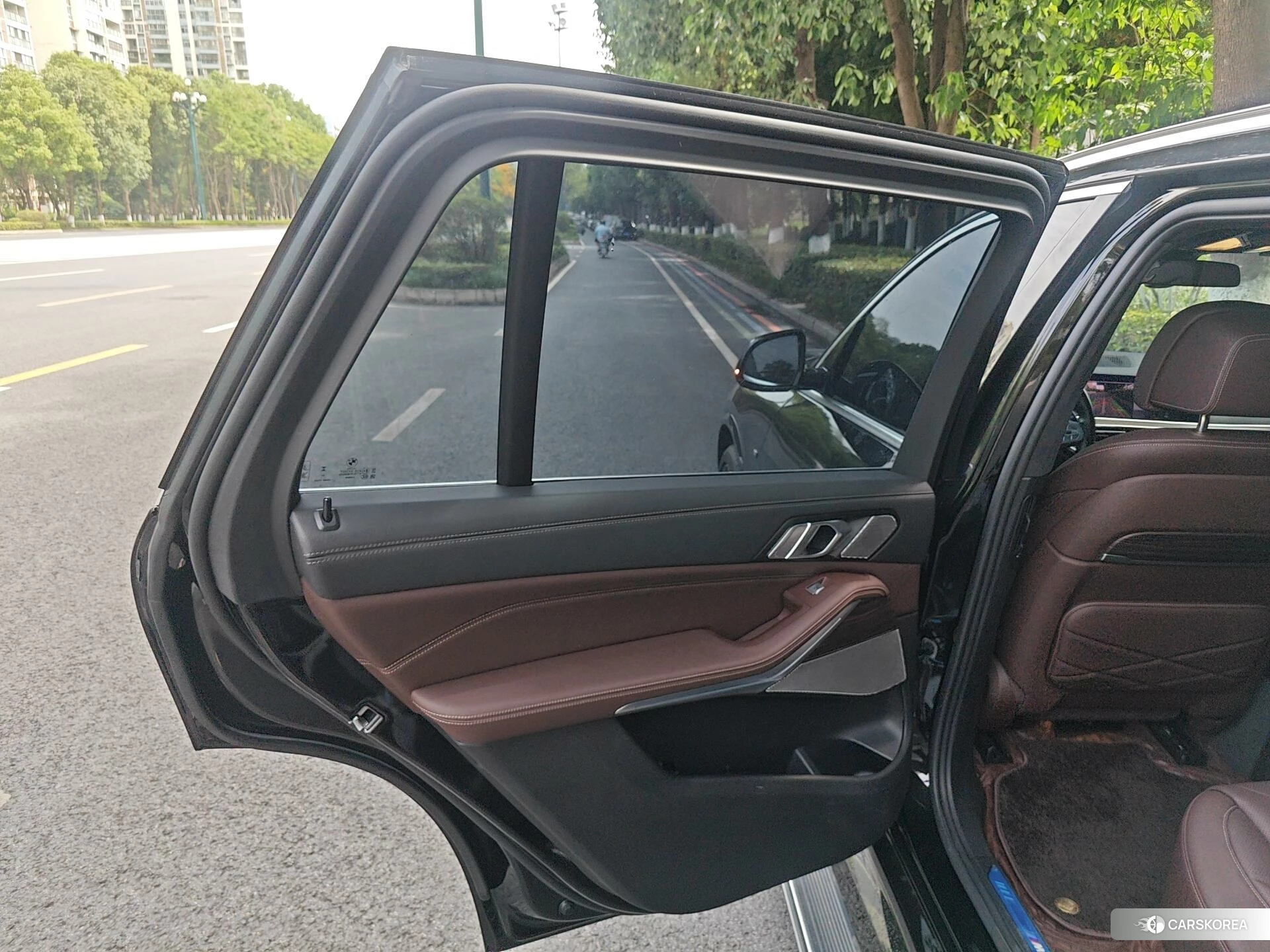 BMW X5 id 4452493 из Китая 15