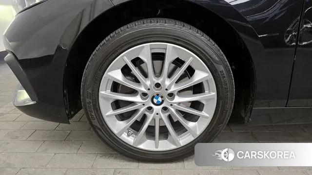 BMW 1 Series (F40) id 3626380 из Кореи 14