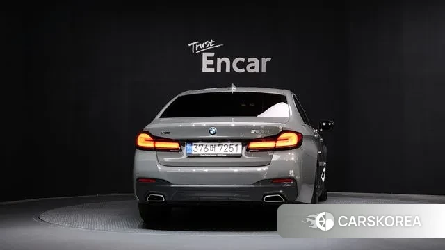 BMW 5 Series (G30) id 3546370 из Кореи 14