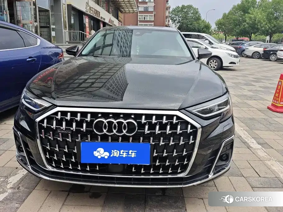 Audi A8 id 4553696 из Китая 10