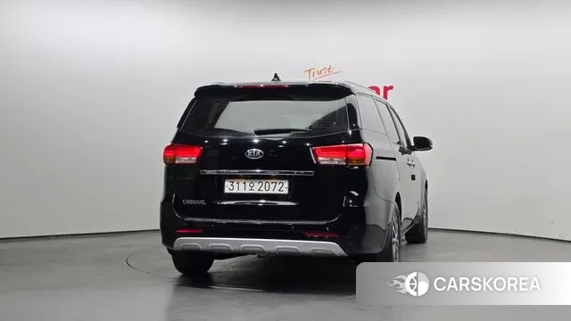 Kia All New Carnival id 3520650 из Кореи 14