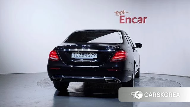 Mercedes-Benz E-Class W213 id 4476961 из Кореи 29