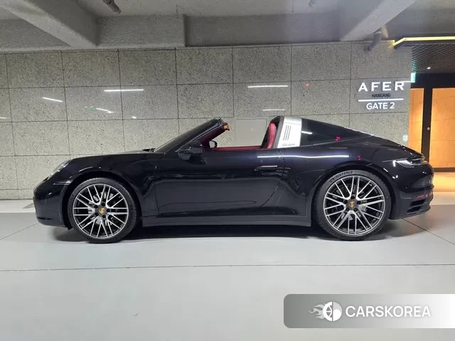 Porsche 911(992) id 3716025 из Кореи 14