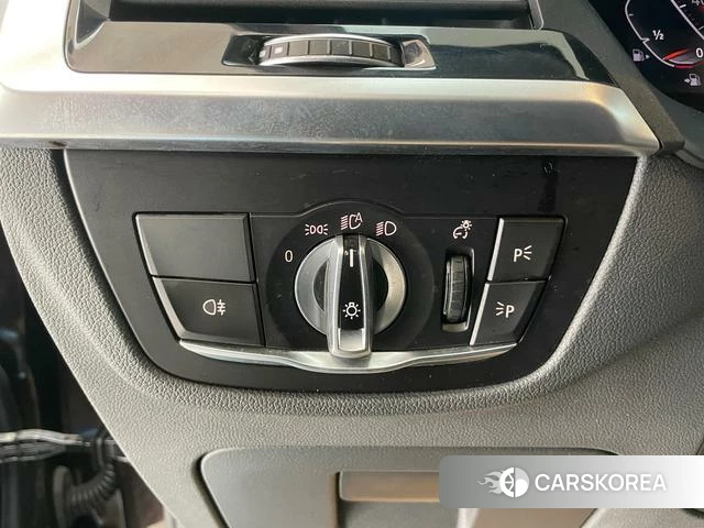 BMW X3 id 3895938 из Китая 26