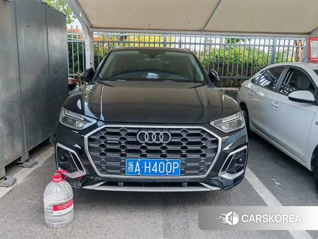 Audi Q5L 2022 Черный из Китая, фото 4