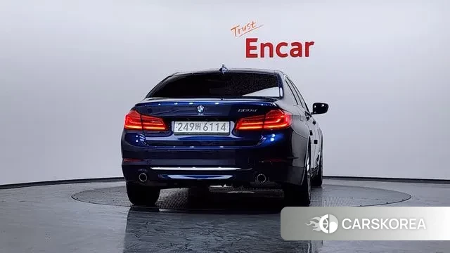 BMW 5 Series (G30) id 3509550 из Кореи 14