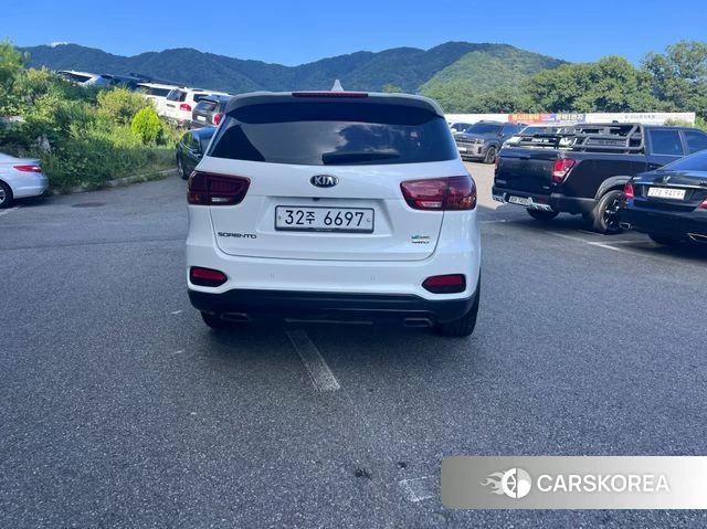 Kia The New Sorento id 4684346 из Кореи 14