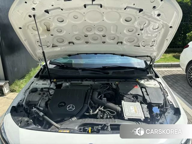 Mercedes-Benz Class A 2022 Белый из Китая, фото 4