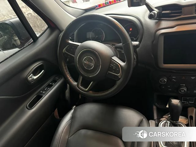 Jeep Renegade id 4284480 из Кореи 7