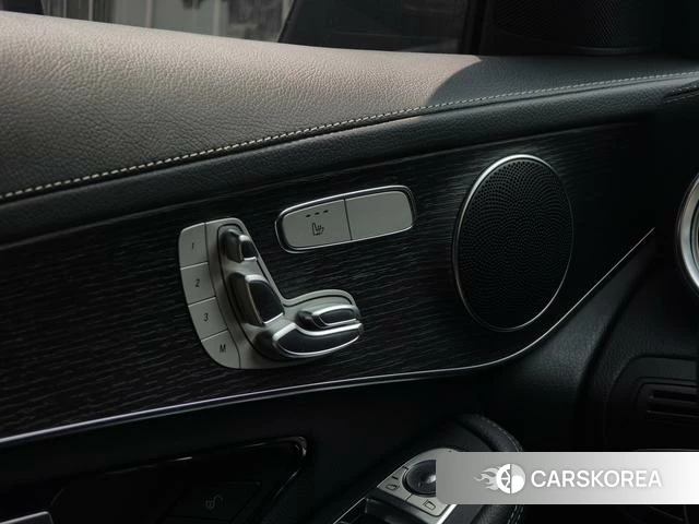 Mercedes-Benz GLC Coupe id 4217542 из Китая 25