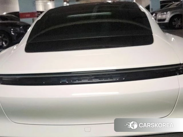 Porsche Taycan id 4705283 из Кореи 13