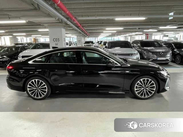 Audi A6 (C9) 2026 Темно-зеленый из Кореи, фото 6
