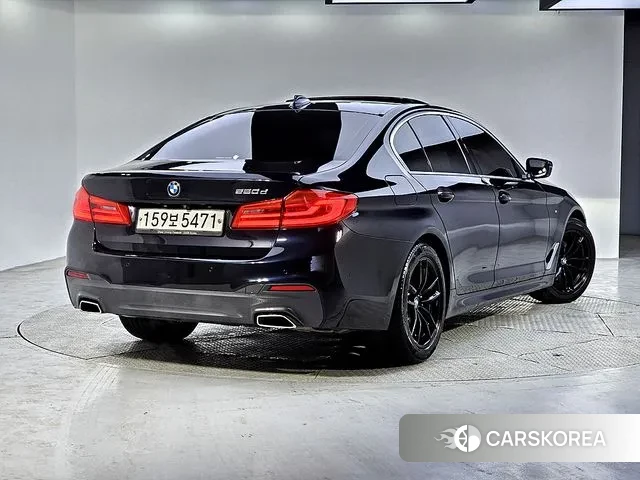 BMW 5 Series (G30) id 3607784 из Кореи 14