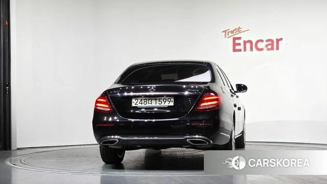 Mercedes-Benz E-Class W213 id 3916796 из Кореи 14